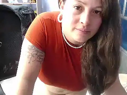 SaraThomso online show from 02/19/25, 06:11