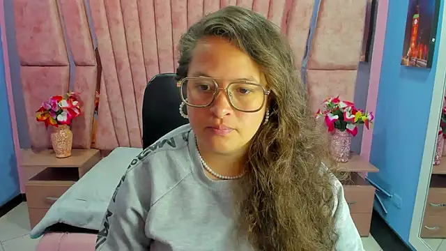 SaraThomso online show from 02/27/25, 03:29