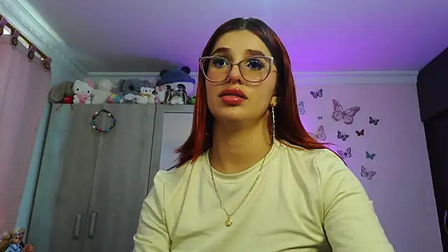 caroline jonson online show from 05/15/26, 04:16