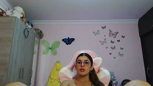 caroline jonson online show from 03/01/26, 07:03