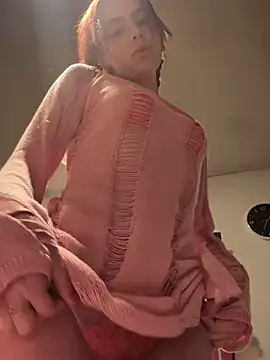 Lorraine Leon online show from 12/23/24, 06:11