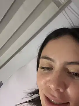 Lorraine Leon online show from 02/28/25, 03:48