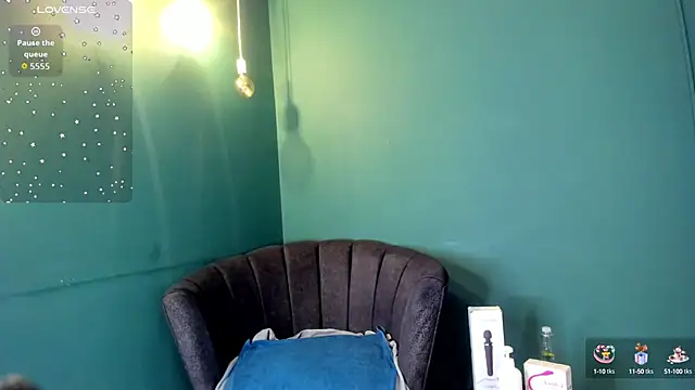 Snapshot of Danna_777_ chatting on 09/26/25, 12:17 Danna 777 online show from 09/26/25, 12:17