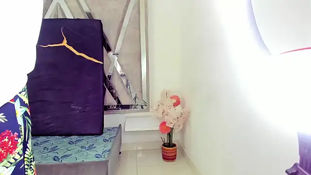 Snapshot of Danna_777_ chatting on 02/15/25, 03:31 Danna 777 online show from 02/15/25, 03:31