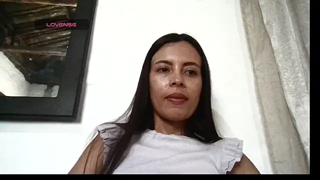 Snapshot of stefany_sexxx chatting on 09/27/25, 06:03 stefany sexxx online show from 09/27/25, 06:03