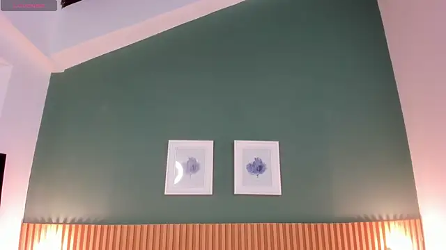  anavictoria  online show from 10/27/25, 06:20