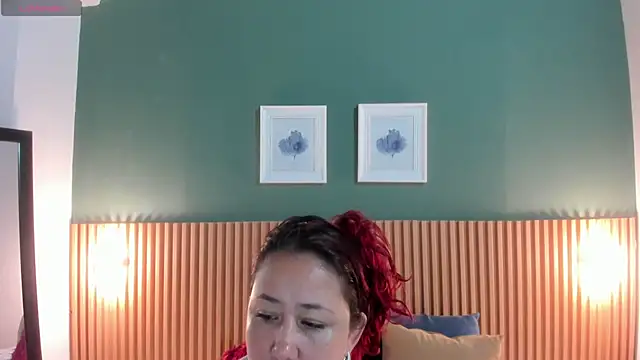  anavictoria  online show from 10/22/25, 06:07