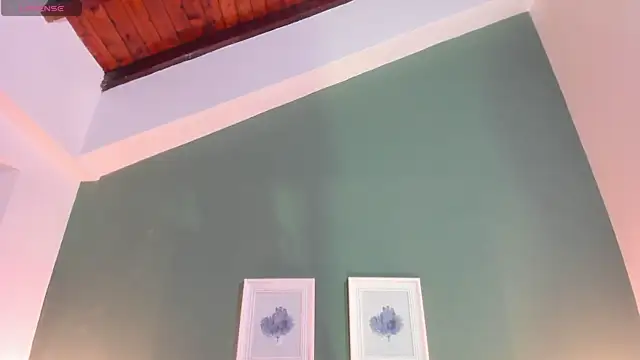  anavictoria  online show from 11/15/25, 12:31