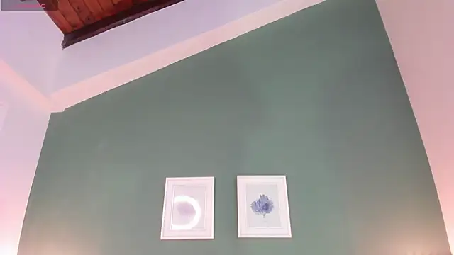  anavictoria  online show from 11/21/25, 06:18