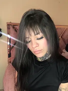 Tifanny Sweett online show from 04/07/26, 04:42