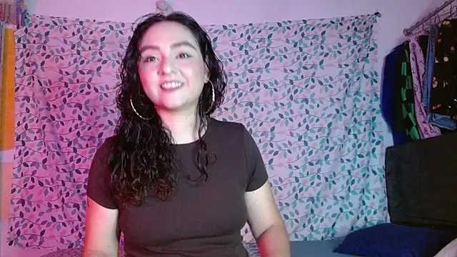 Snapshot of Kaory_32 chatting on 05/26/26, 03:21 Kaory 32 online show from 05/26/26, 03:21