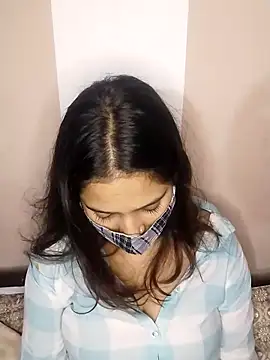 PRINCESS ZANNAT online show from 04/17/26, 05:49