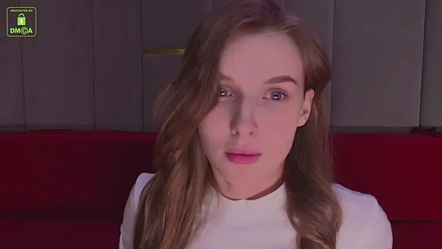 Snapshot of Whitney_Svonn chatting on 02/18/25, 07:19 Whitney Svonn online show from 02/18/25, 07:19