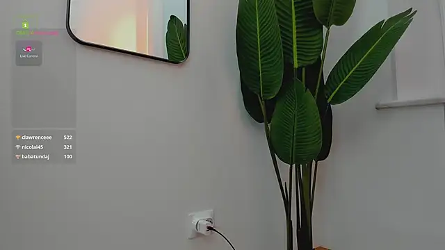 Snapshot of Whitney_Svonn chatting on 12/29/24, 07:22 Whitney Svonn online show from 12/29/24, 07:22