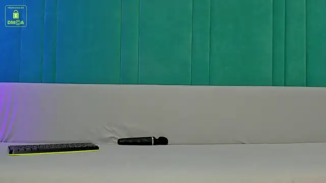 Snapshot of Whitney_Svonn chatting on 12/03/24, 06:33 Whitney Svonn online show from 12/03/24, 06:33