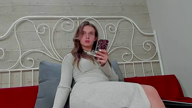 Snapshot of Whitney_Svonn chatting on 03/04/25, 04:38 Whitney Svonn online show from 03/04/25, 04:38