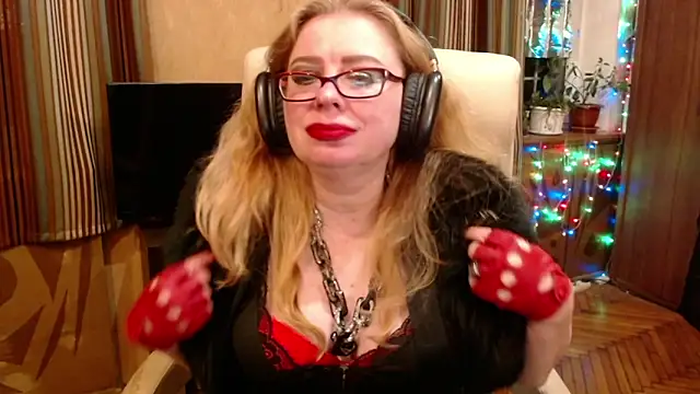 Miss Tress online show from 05/29/26, 08:04