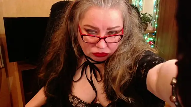 Snapshot of Miss_Tress chatting on 01/19/25, 08:09 Miss Tress online show from 01/19/25, 08:09