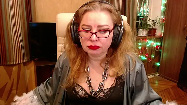 Miss Tress online show from 05/11/26, 07:55