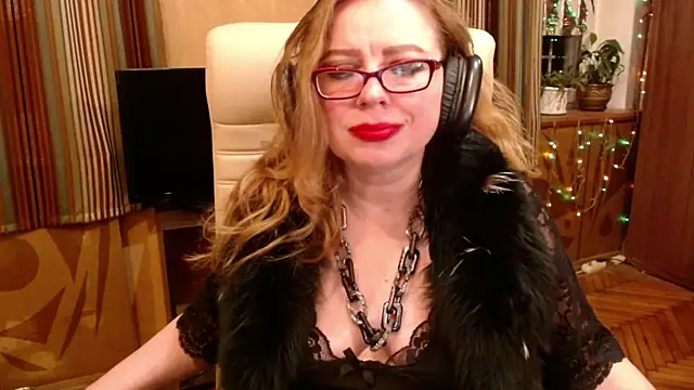 Miss Tress online show from 04/10/26, 11:12