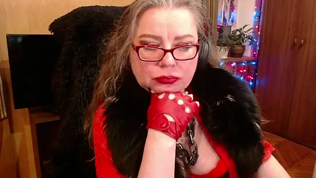 Snapshot of Miss_Tress chatting on 02/10/25, 04:08 Miss Tress online show from 02/10/25, 04:08