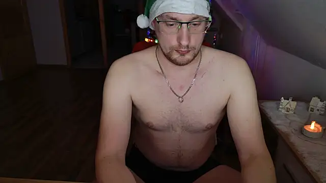 Snapshot of Relsxboy chatting on 12/26/24, 08:21 Relsxboy online show from 12/26/24, 08:21