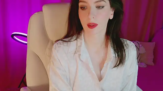 AndreaAshton online show from 12/05/24, 02:17