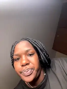 NissyxSawee online show from 11/08/25, 01:31