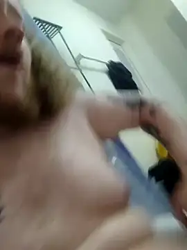 Snapshot of Barrentine88 chatting on 01/14/26, 05:38 Barrentine88 online show from 01/14/26, 05:38