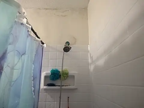 Snapshot of Barrentine88 chatting on 01/09/26, 05:14 Barrentine88 online show from 01/09/26, 05:14