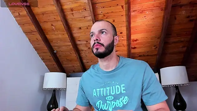 Snapshot of Tom_Bailey chatting on 09/14/25, 12:27 Tom Bailey online show from 09/14/25, 12:27