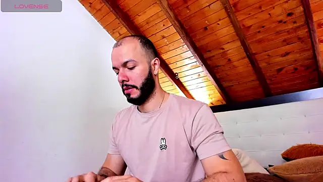 Snapshot of Tom_Bailey chatting on 10/28/25, 12:48 Tom Bailey online show from 10/28/25, 12:48