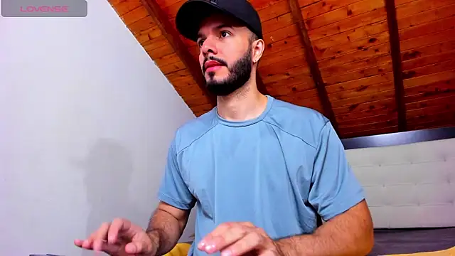 Tom Bailey online show from 04/07/26, 12:51