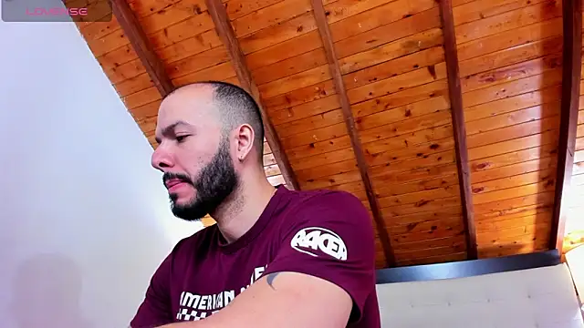 Snapshot of Tom_Bailey chatting on 10/24/25, 12:48 Tom Bailey online show from 10/24/25, 12:48