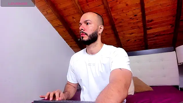 Tom Bailey online show from 03/03/26, 12:45