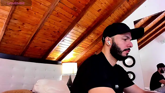 Snapshot of Tom_Bailey chatting on 11/23/25, 12:48 Tom Bailey online show from 11/23/25, 12:48