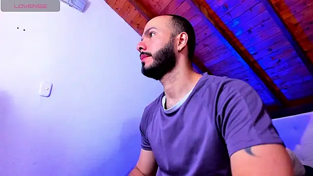 Tom Bailey online show from 04/06/26, 12:50