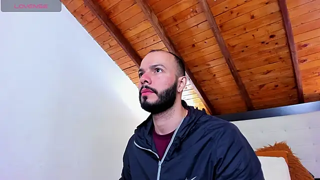 Snapshot of Tom_Bailey chatting on 10/13/25, 12:07 Tom Bailey online show from 10/13/25, 12:07