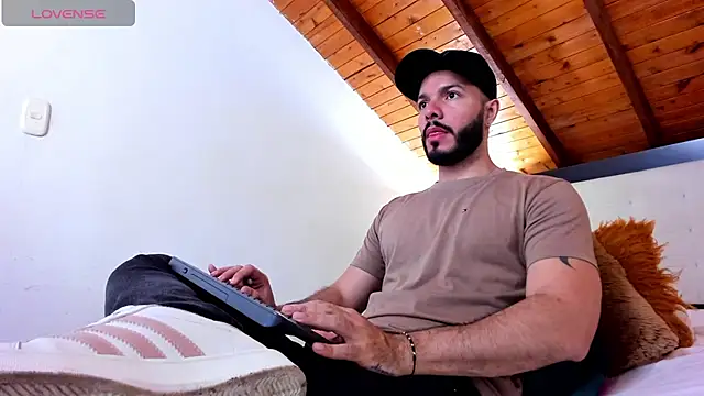 Tom Bailey online show from 01/11/26, 12:56