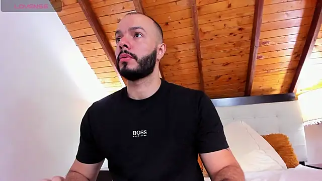 Snapshot of Tom_Bailey chatting on 10/03/25, 12:50 Tom Bailey online show from 10/03/25, 12:50