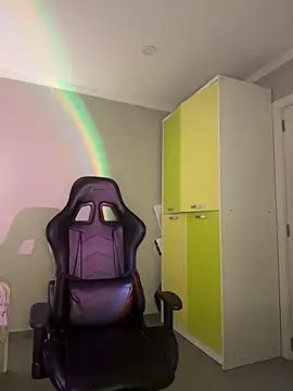 MisFrekcles  online show from 02/13/26, 10:15