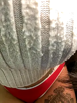 MisFrekcles  online show from 11/29/25, 12:16