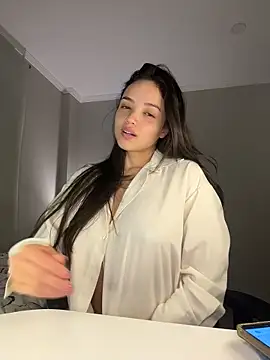 MisFrekcles  online show from 02/25/26, 10:26