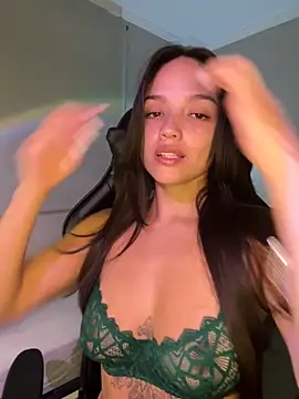 MisFrekcles  online show from 11/11/25, 08:20