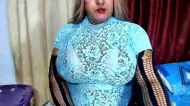 Snapshot of alessia_hot69 chatting on 03/18/25, 12:28 alessia hot69 online show from 03/18/25, 12:28