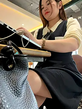 Emily 9xx online show from 11/30/25, 05:30