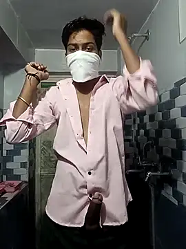 hotvarunrita online show from 12/04/25, 12:15