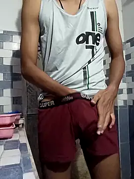 Snapshot of hotvarunrita chatting on 10/19/25, 03:42 hotvarunrita online show from 10/19/25, 03:42