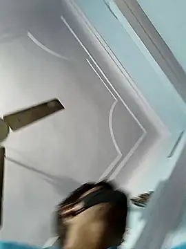 hotvarunrita online show from 10/29/25, 03:49