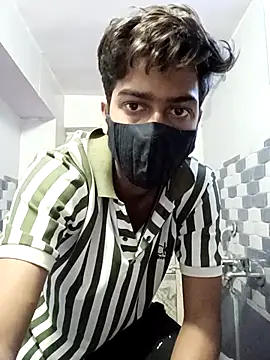 Snapshot of hotvarunrita chatting on 10/23/25, 04:33 hotvarunrita online show from 10/23/25, 04:33